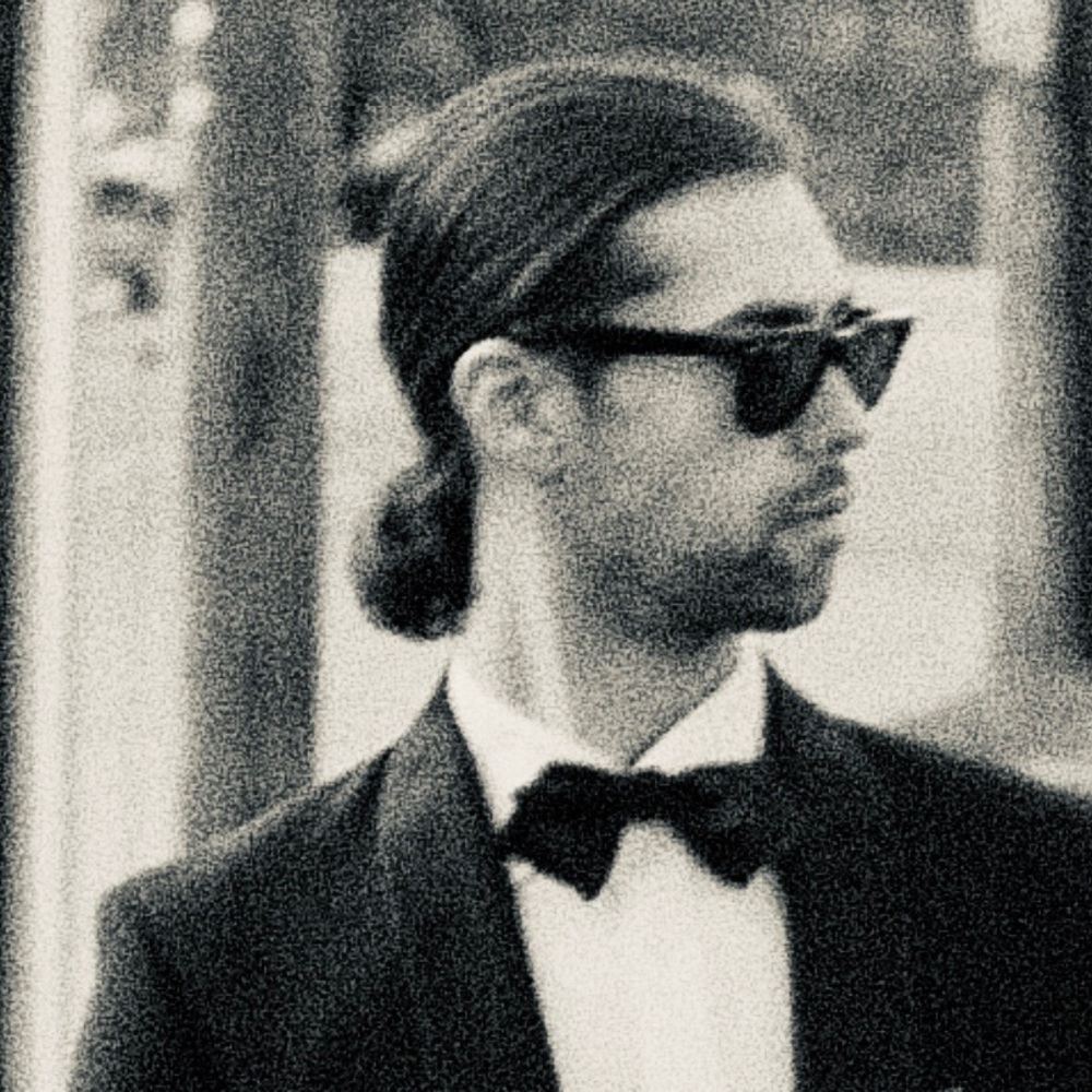 Meet your Posher, Niko